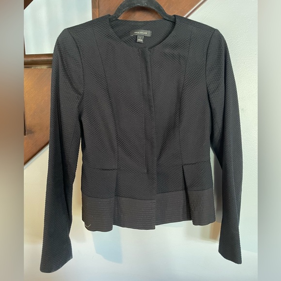 Ann Taylor black peplum blazer size 2 - Picture 1 of 3